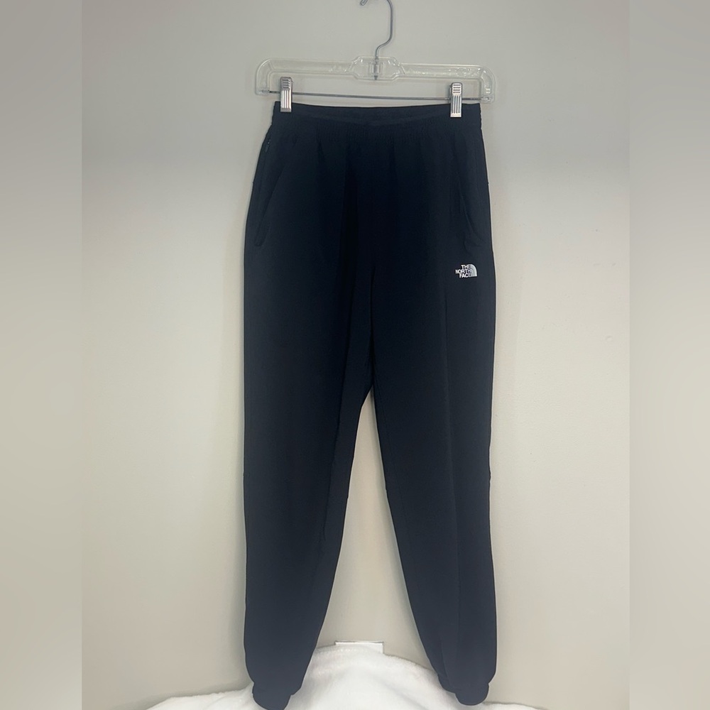 The North Face Women's black Pants size XS pockets windbreaker joggers track